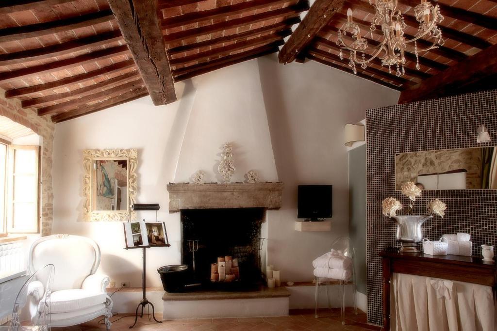 Guest House Il Borgo Di Sempronio Semproniano Pokoj fotografie