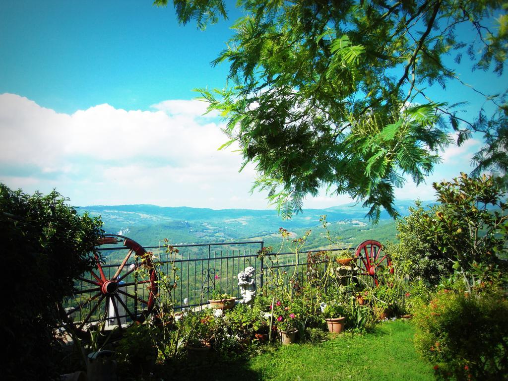 Guest House Il Borgo Di Sempronio Semproniano Exteriér fotografie