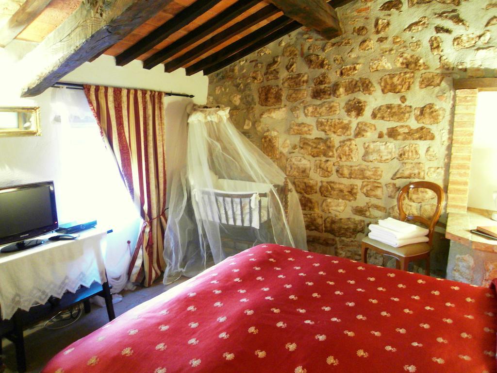 Guest House Il Borgo Di Sempronio Semproniano Pokoj fotografie