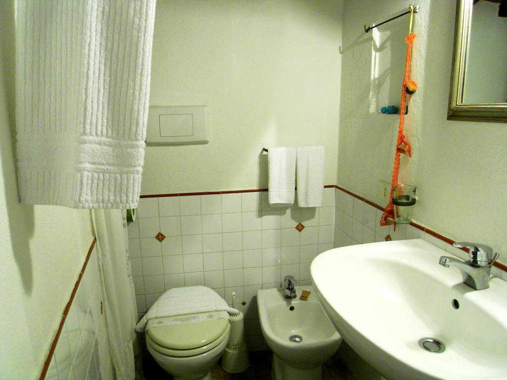Guest House Il Borgo Di Sempronio Semproniano Pokoj fotografie